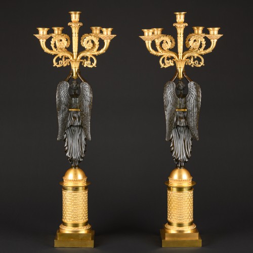 Antiquités - Paire de candélabres Empire aux Victoires ailées