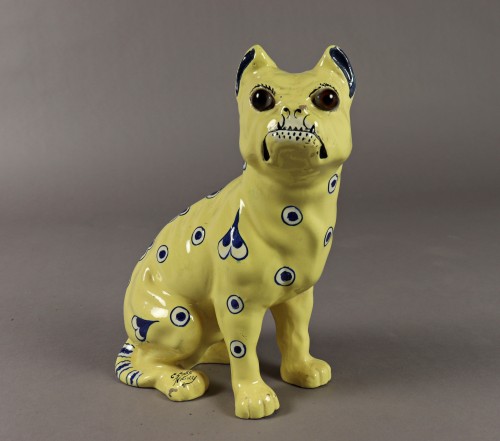 Antiquités - Emile Gallé - Chien en  faïence dit « chien aux cœurs bleus »