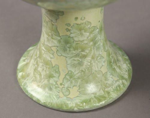 XXe siècle - Vase en porcelaine de Sèvres à décor de cristallisation