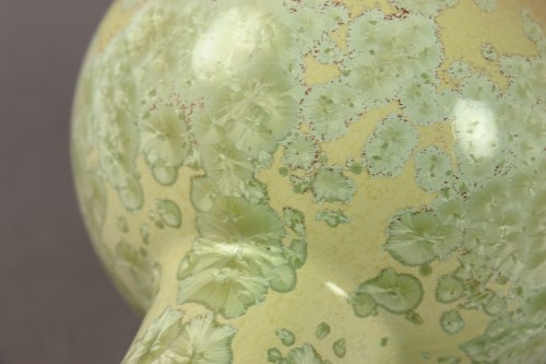 Antiquités - Vase en porcelaine de Sèvres à décor de cristallisation