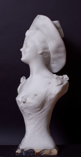 Jeune Femme au chapeau - Henri Godet (1863 - 1937) - Sculpture Style 