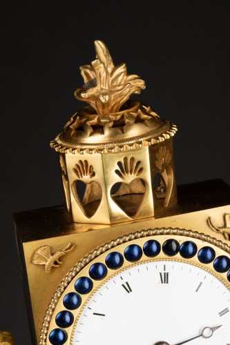 Antiquités - Pendule à la lanterne magique, Paris époque Empire