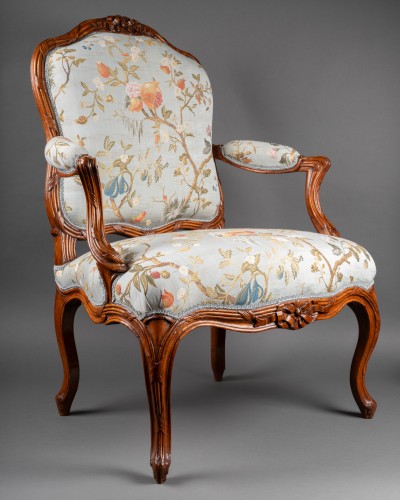 Paire de fauteuils à la reine par Nogaret, Lyon vers 1770 - Franck Baptiste Paris