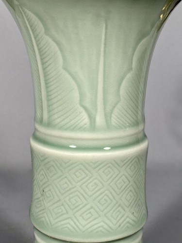 Objet de décoration Cassolettes, coupe et vase - Vase en porcelaine céladon monté sur bronze, Paris vers 1750