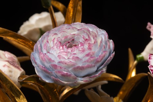Objet de décoration Cassolettes, coupe et vase - Bouquet de fleurs en porcelaine de Sèvres