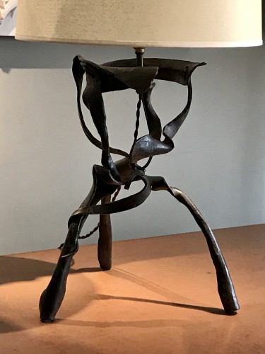 Lampe sculpture en fer forgé - Georges Charpentier dit Gino - Bellechasse 29 galerie