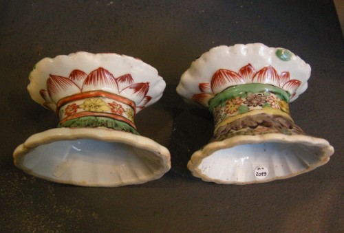 XVIIIe siècle - Paire de salerons en porcelaine Famille Verte Kangxi 1662/1722