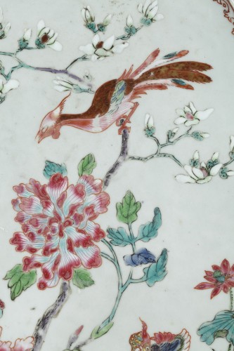 Plateau de presentation en porcelaine Famille rose -Yongzheng 1723/1735 - Bertrand de Lavergne