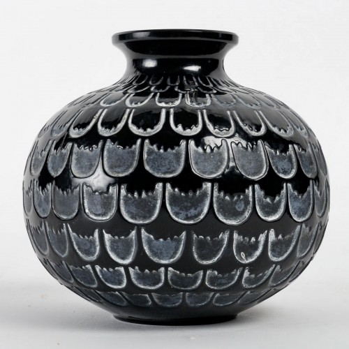 Verrerie, Cristallerie  - 1930 René Lalique - Vase Grenade