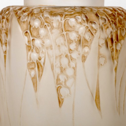 XXe siècle - 1920 René Lalique - Vase Muguet