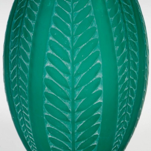 1921 René Lalique - Vase Acacia - BG Arts