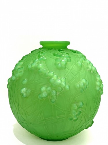 1924 René Lalique - Vase Druide verre vert jade triple couche - Art Déco