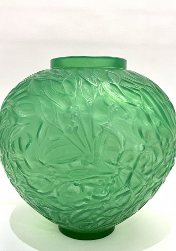 1920 René Lalique - Vase Gui verre vert jade triple couche - Verrerie, Cristallerie Style Art Déco