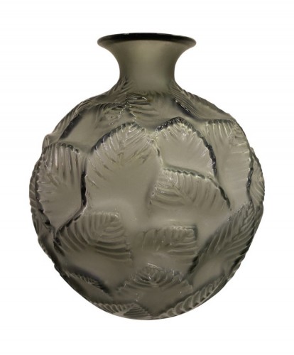1926 René Lalique - Vase "Ormeaux" 