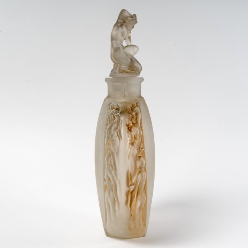 1920 René Lalique Vase Méplat Sirènes avec bouchon figurine - BG Arts