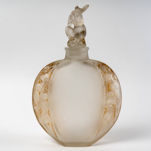 1920 René Lalique Vase Méplat Sirènes avec bouchon figurine - Art Déco