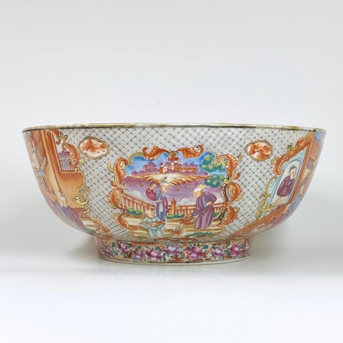 Céramiques, Porcelaines  - Bol à punch en porcelaine de la compagnies des Indes - Époque Qianlong 1736-1795