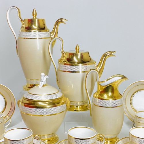 Céramiques, Porcelaines  - Service à café en porcelaine de Paris,  Manufacture de Dagoty vers 1815-20