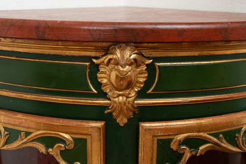 Mobilier Encoignure - Paire d'encoignures Napoléon III en bois laqué et doré