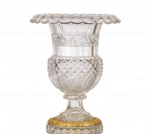 Vase central en cristal meulé et bronze doré, France, début XIXe siècle - Verrerie, Cristallerie Style Empire