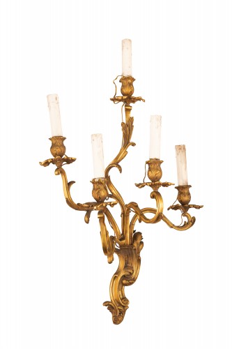 Luminaires Appliques - Paire d’appliques à quatre lumières en bronze ciselé et doré, France XIXe siècle