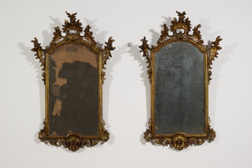 Paire de miroirs en bois sculpté et doré, Naples, XIXe siècle, style Louis XV
