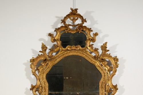 XVIIIe siècle - Miroir en bois sculpté et doré, Venise période baroque, milieu du XVIIIe siècle