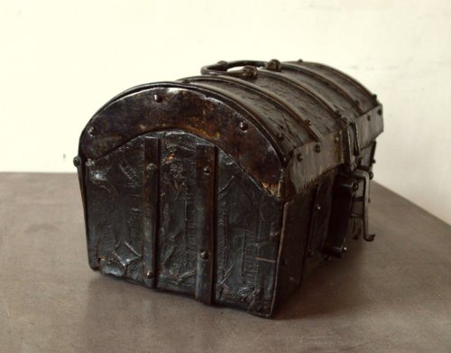 Coffret gothique en cuir, France XVe siècle - Moyen Âge