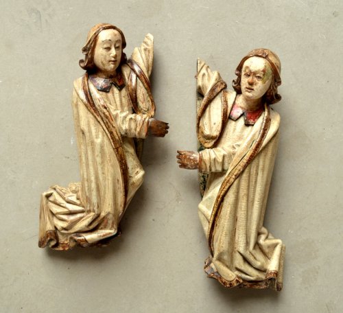 Paire d'anges en tilleul sculpté XVIe siècle - Steven Bouchaert