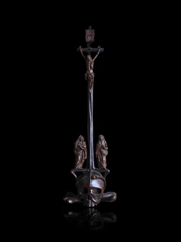 Crucifix en bois fruitier et buis.XVIIe siècle - Art sacré, objets religieux Style Louis XIV