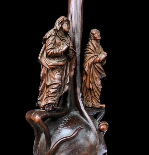 XVIIe siècle - Crucifix en bois fruitier et buis.XVIIe siècle