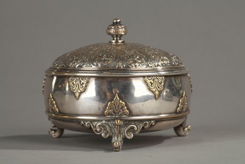 Objet de décoration  - Paire de boites en bronze argenté, F. Barbedienne