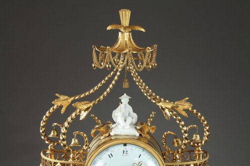 Pendule à complications Louis XVI "pagode au chinois" - Horlogerie Style Louis XVI