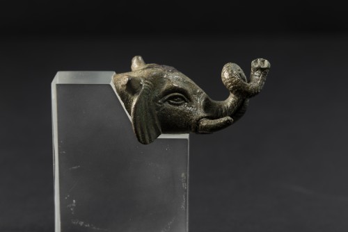 Archéologie  - Tête Romain d'éléphant en bronze, IIe siècle après J.-C.