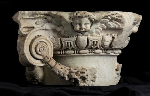 Avant JC au Xe siècle - Monumental chapiteau Ionique en marbre, Renaissance Italienne XVIe siècle