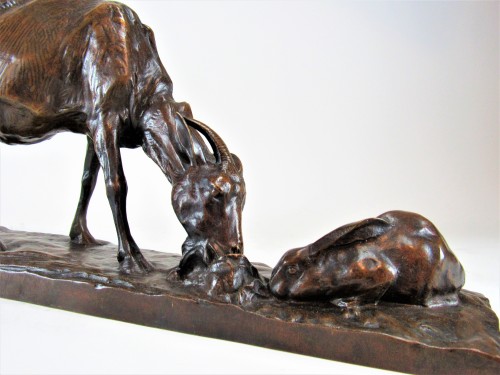 Chèvre et lapin - Josuë Dupon (1864-1935) - Sculpture Style 