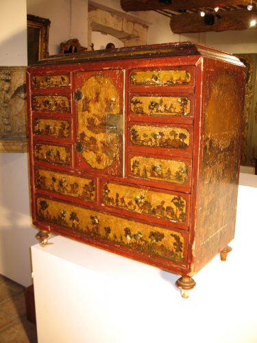 Cabinet en arte povera du XVIIIe siècle, probablement travail italien - Mobilier Style 