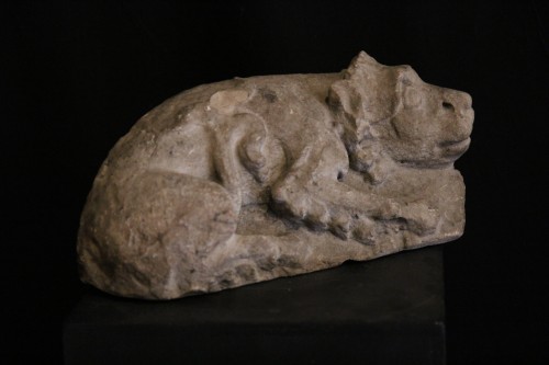 Sculpture Sculpture en pierre - Sculpture romane XIIe, lion couché en pierre calcaire