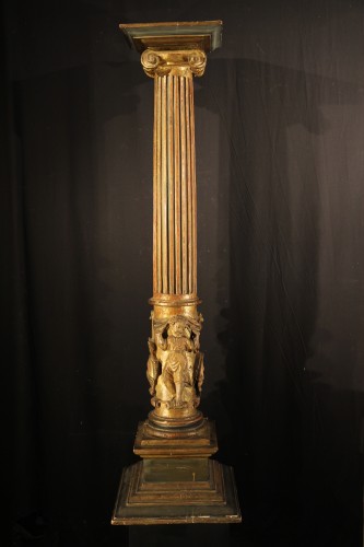 Colonne en bois doré et laqué, Italie époque XVIe siècle - Sculpture Style 