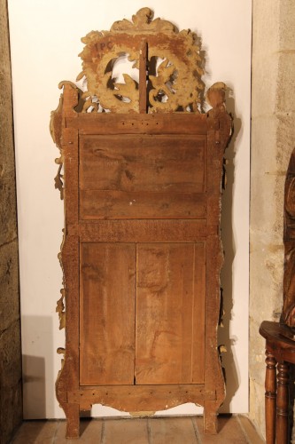 XVIIIe siècle - Important Miroir provençal en bois sculpté, doré et laqué. Epoque XVIIIe