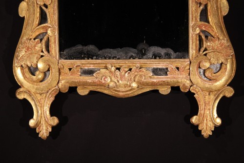 Miroirs, Trumeaux  - Miroir à parcloses en bois sculpté et doré dit de Beaucaire, Provence fin XVIIIe
