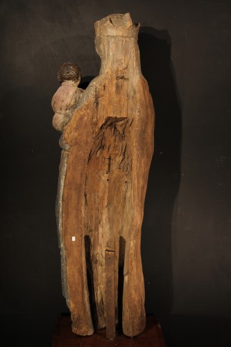 XIe au XVe siècle - Vierge à l’Enfant en bois polychromé. France XIVe siècle