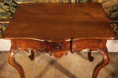 Table d’apparat Louis XV en bois de merisier - Travail languedocien du XVIIIe siècle - Louis XV