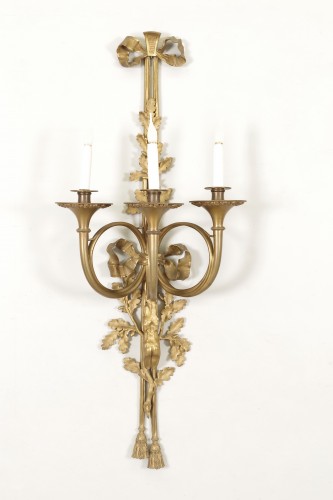 Henri Vian - Paire d'appliques style Louis XVI - Luminaires Style Napoléon III