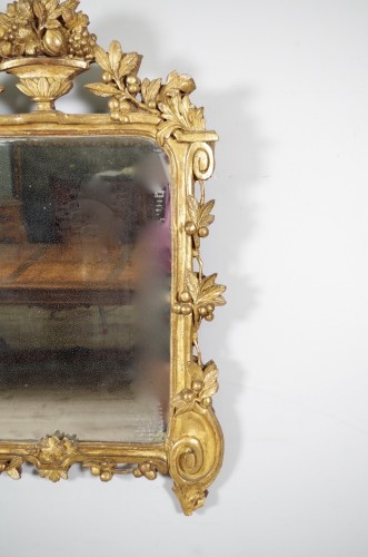 Antiquités - Miroir provençal du XVIIIe siècle