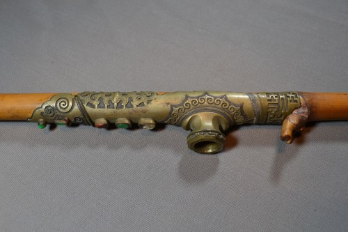 Antiquités - Pipe à opium en bambou, métal et jadéites, Chine dynastie Qing 19e siècle
