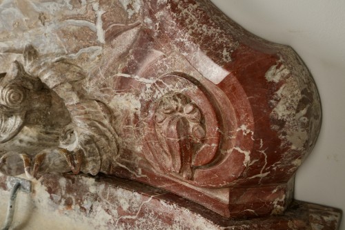  - Fontaine murale en marbre Sarrancolin du dix-neuvième siècle