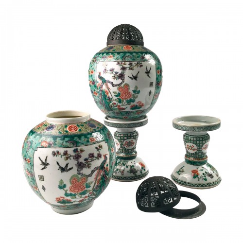 Paire de lanternes en porcelaine famille verte, Chine XIXe siècle
