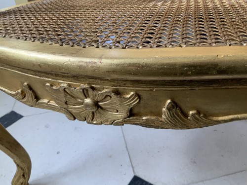 XVIIIe siècle - Fauteuil de bureau Louis XV en bois doré estampillé BARA