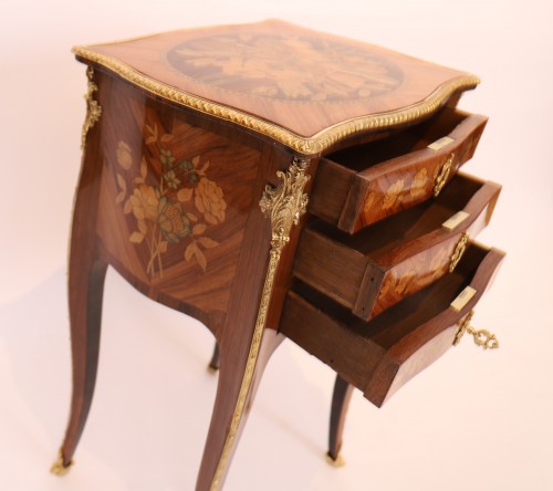 Mobilier Table & Guéridon - Table de salon Louis XV estampillée Nicolas Petit
